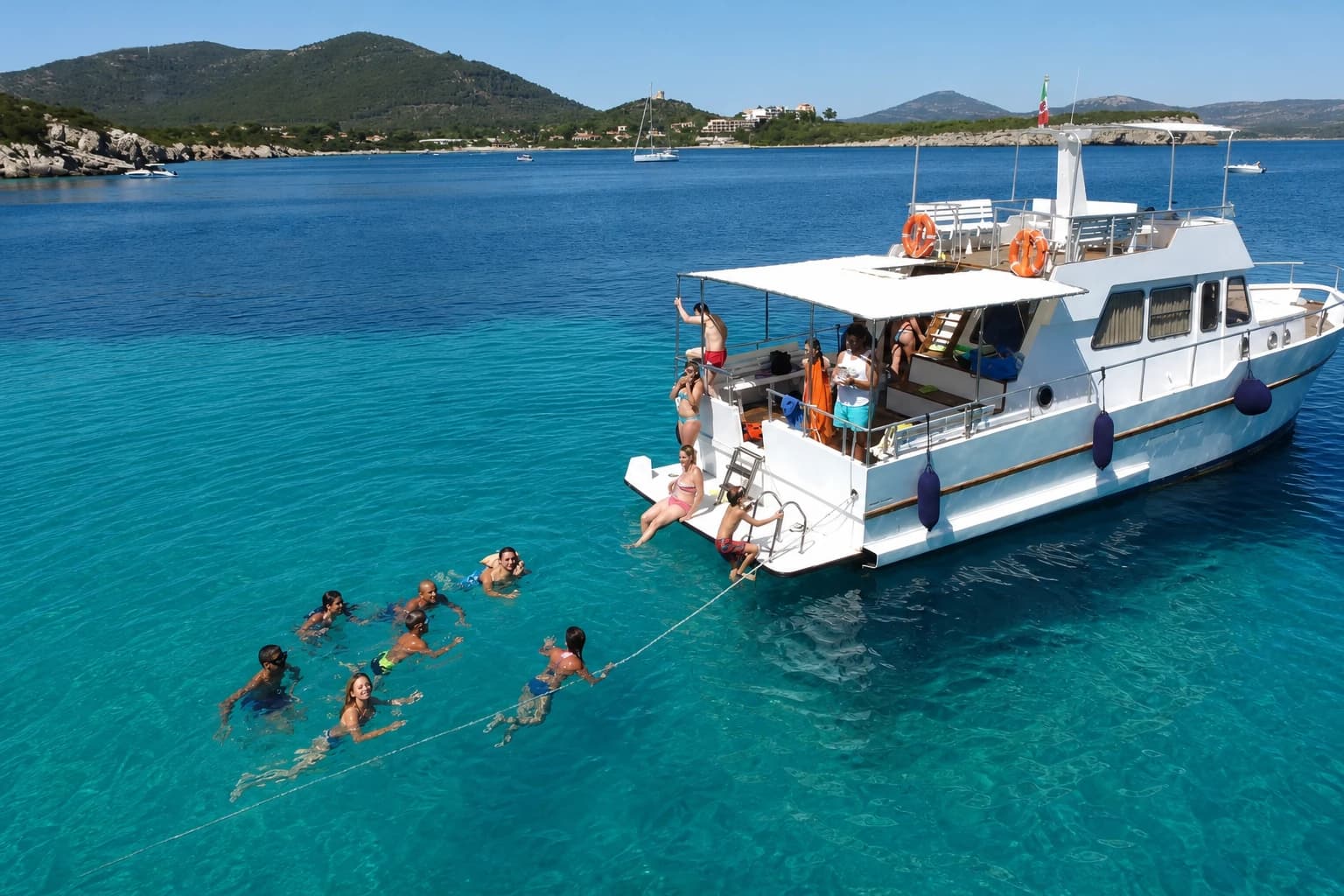 Alghero full-day boat excursion — Excursions