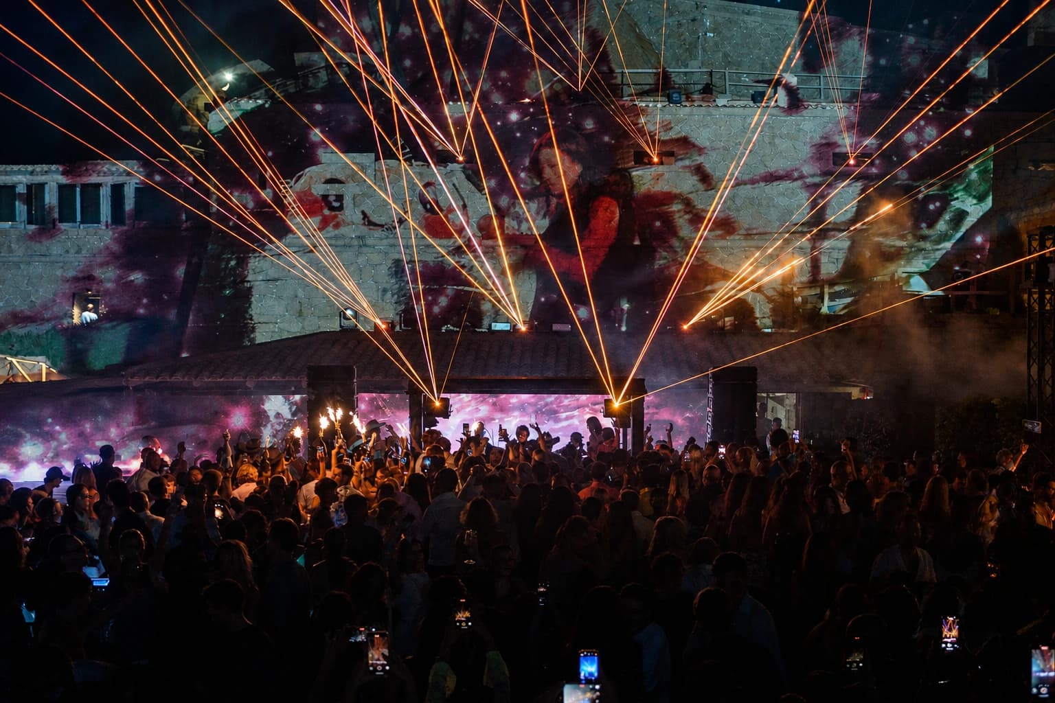 Phi Beach — Nightlife