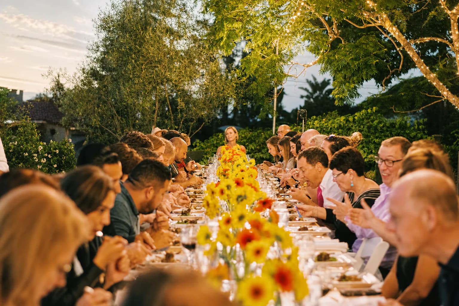 Γύρω από το γάμο: δείπνο καλωσορίσματος και brunch την επόμενη μέρα — Τι να συντονιστεί
